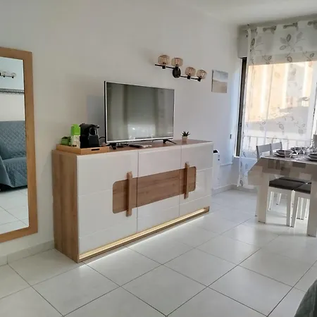 Bonito En El Centro De Apartament *